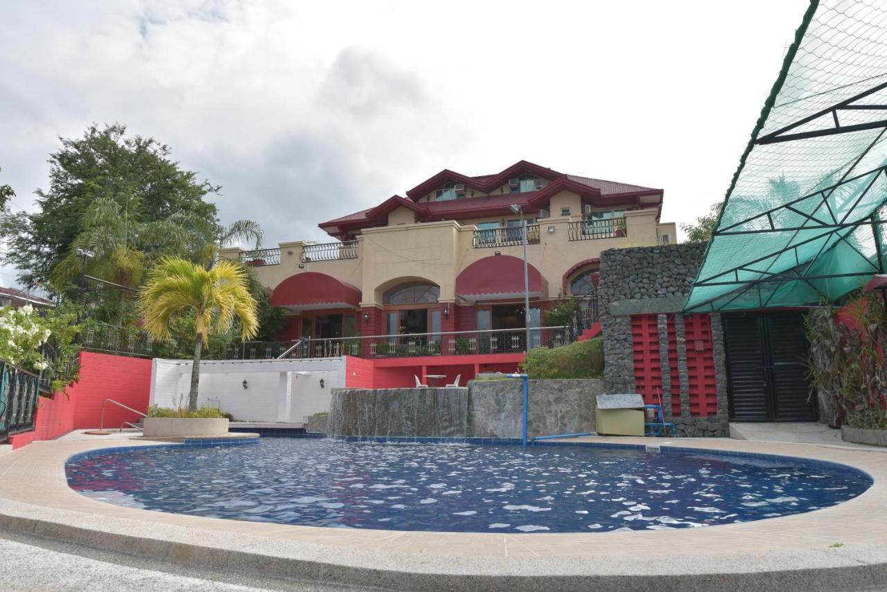 Ang Tahanan Ni Aling Meding Hotel And Restaurant San Pablo Eksteriør billede